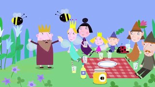 Ben and Hollys Little Kingdom Honey bees