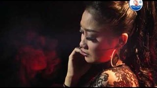 Kasih Tak Sampai - Adella [Official Video]