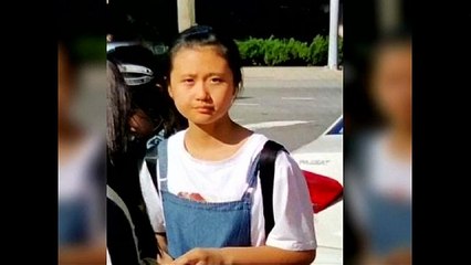 الشرطة الأمريكية تعثر على فتاة صينية فقدت في رحلة سياحية آمنة في حضن والديها