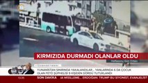 Kırmızıda durmadı, karşıdan geçen minibüse son hızla çarptı