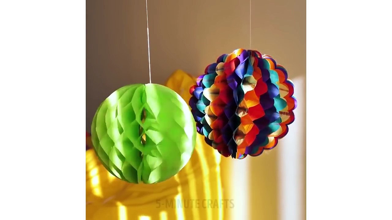 12 IDÉES DE DÉCORATION SIMPLES À BASE DE FLEURS POUR PRÉPARER TA MAISON POUR LE PRINTEMPS