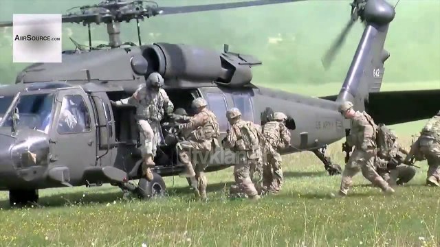 Aeroporti i Kuçoves, baze ajrore e NATO-s