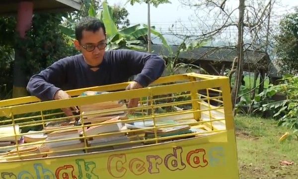 Gerobak Cerdas, Mengajak Anak-Anak Gemar Membaca