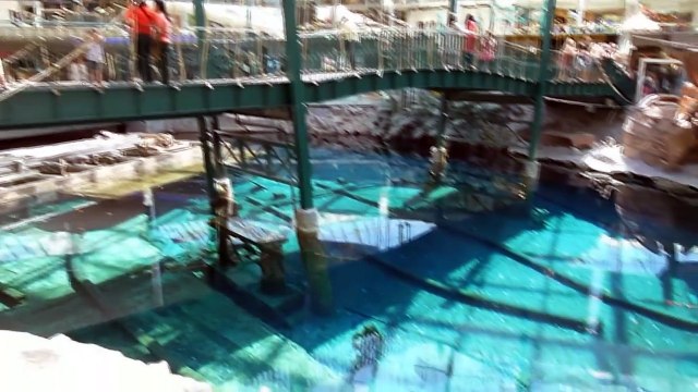 WEST EDMONTON MALL Largest Shopping Mall in North America