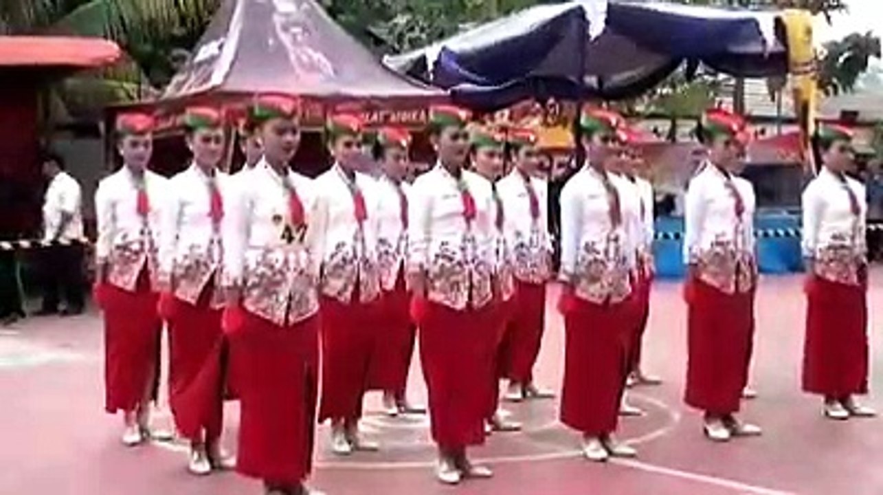 Peserta Lomba PBB ini Bikin Gagal Fokus