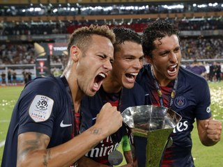 Les Parisiens célèbrent leur titre !