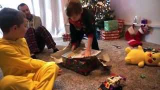 Christmas new Part 2! Boys open some Imaginext and Nintendo 3ds presents!