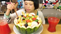 【大食い】14㎏のスイカで巨大スイカポンチ！〜ろしあんは7㎏で限界です〜【ロシアン佐藤】【Russian Sato】