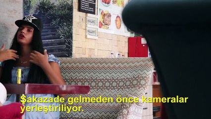 KIZ KILIĞINA GİRİP GARSONU TROLLEDİM !