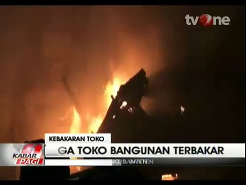 Akibat Puntung Rokok, Tiga Toko Bangunan Ludes Terbakar