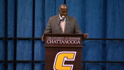 Coach Ray Sherman tells story of the time T.O. raced Pacman