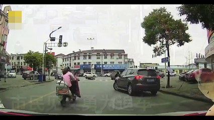 Brave Drivers Chasing Hit and Run Driver