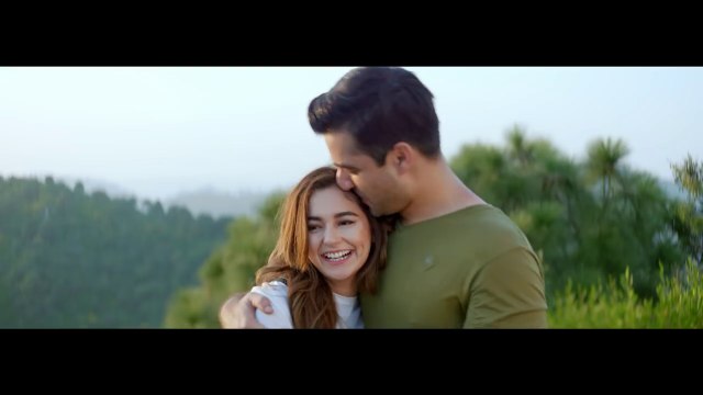 Thaam Lo | Video Song by Atif Aslam | Parwaaz Hai Junoon | Hamza Ali Abbasi | Ahad Raza Mir, Hania