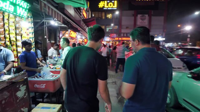 ENTER Curry HEAVEN - Going DEEP for Delhi's BEST Street Food - Indian Street Food in Delhi, India