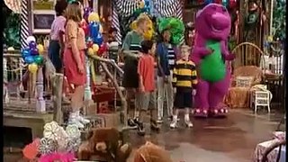 Barney Cantando Y Bailando Con Barney