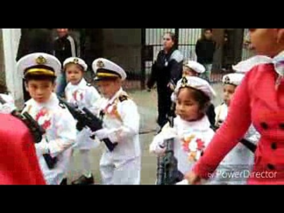 El desfile del Colegio Emmanuel College