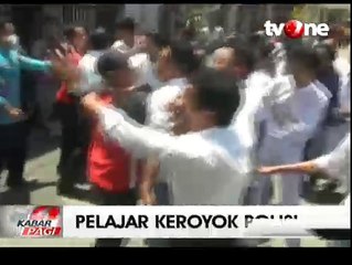 Puluhan Siswa SMA Berusaha Keroyok Seorang Polisi