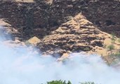 Honolulu Firefighters Battle Brush Fire in Makaha Valley