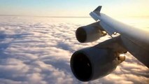 Heavy Fog 747 Landing on UA888 into SFO Amazing Landing United Airlines