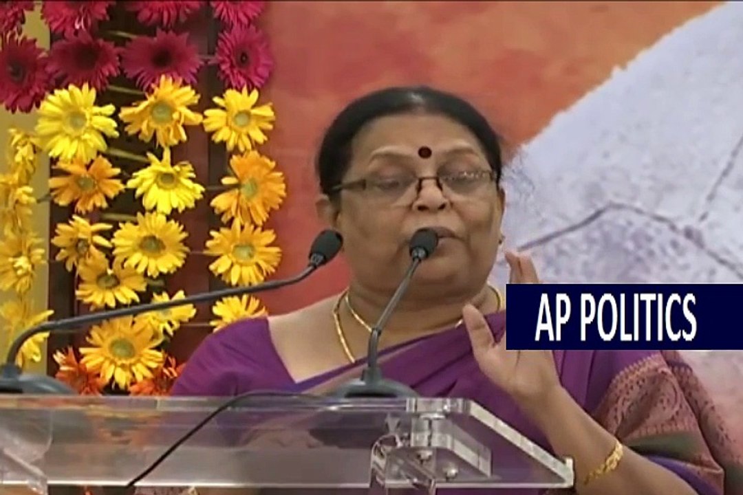 Woman Praises CM Chandrababu Naidu - AP Politics