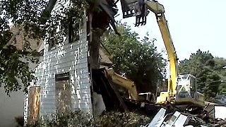 Demolition of 2717 Penn Avenue North