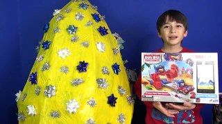 Opening a GIGANTIC SURPRISE EGG!