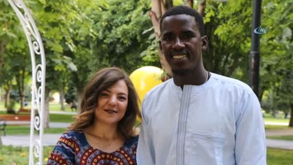 Aradığı Aşkı 5 Bin 500 Kilometre Uzaklıkta Buldu.