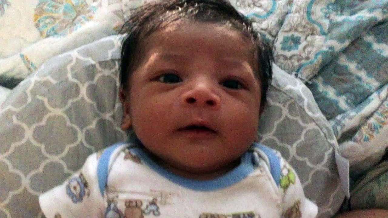 baby crying poopy diaper