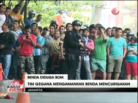 Tim Gegana Evakuasi Benda Diduga Bom di Depan Pasar Cipulir