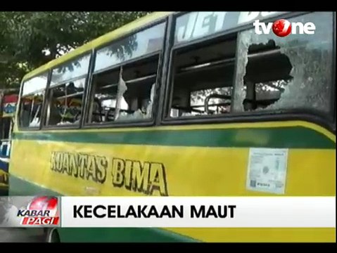 Tabrak Pemotor Hingga Tewas, Bus Koantas Bima Dirusak Massa