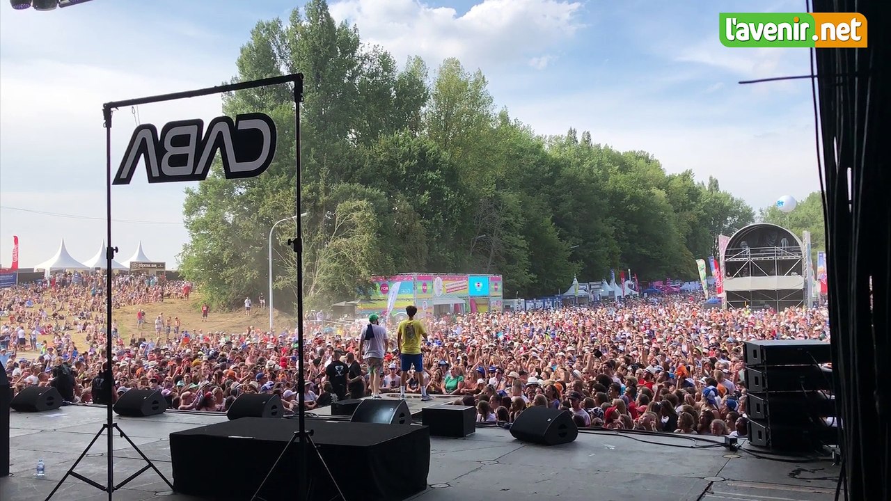 « Henri PFR achève en beauté une torride première journée de festival à Ronquières »…