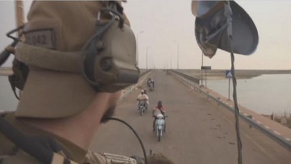 Mali: German peacekeepers patrol 'road of death' for clues of explosive devices