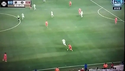 Vinicius Jr cool skill vs Roma!