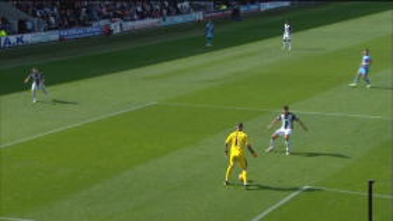 Dundee keeper trips over ball to gift St Mirren winner