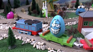 Surprise Eggs Play Doh Sesame Street Cookie Monster Lightning McQueen Spongebob Thomas & F