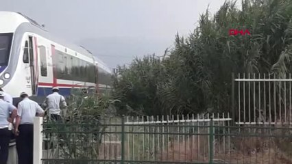 Aydın'da, Rayların Üzerinde Oturan Yaşlı Adama Tren Çarptı