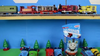 MINIS Tag Team Worlds Strongest Engine 484: Thomas and Friends
