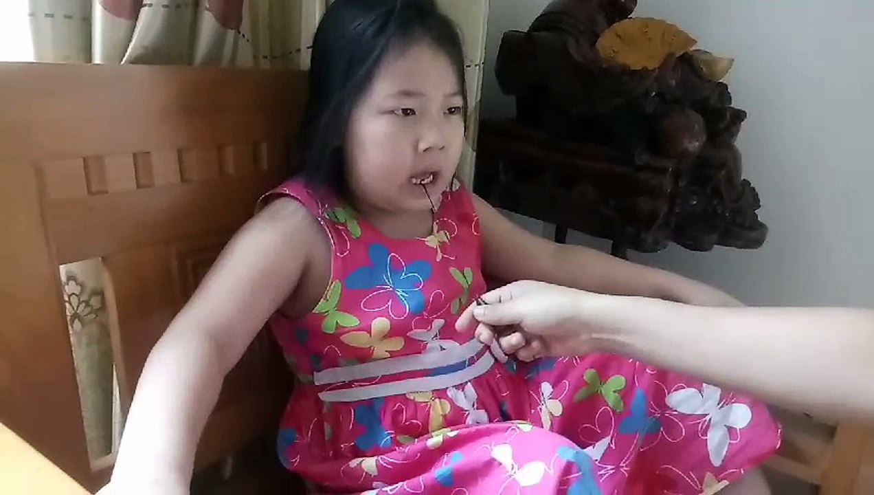 The firt tooth extraction of my daughter