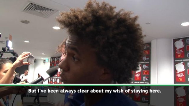 Willian hopes to remain at Chelsea