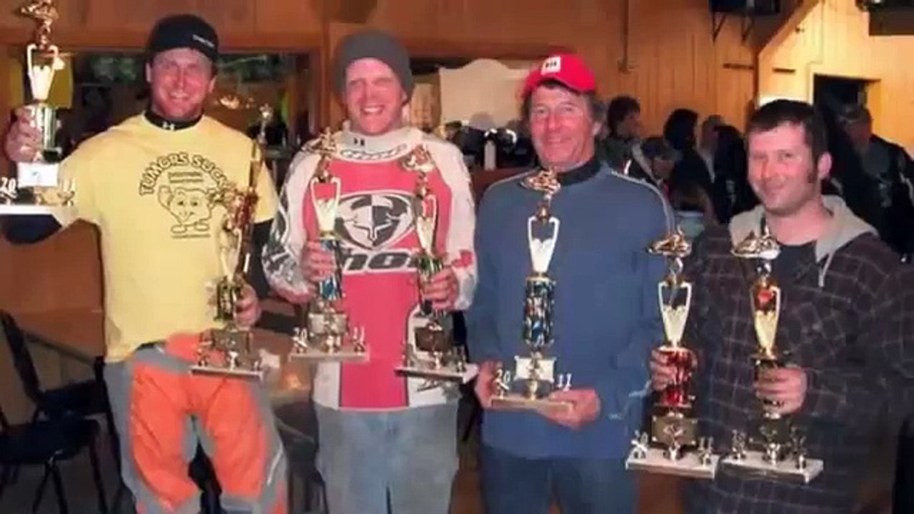 John Deere 9770 Combine, Case IH 305 Magnum in Corn Harvest Fall new