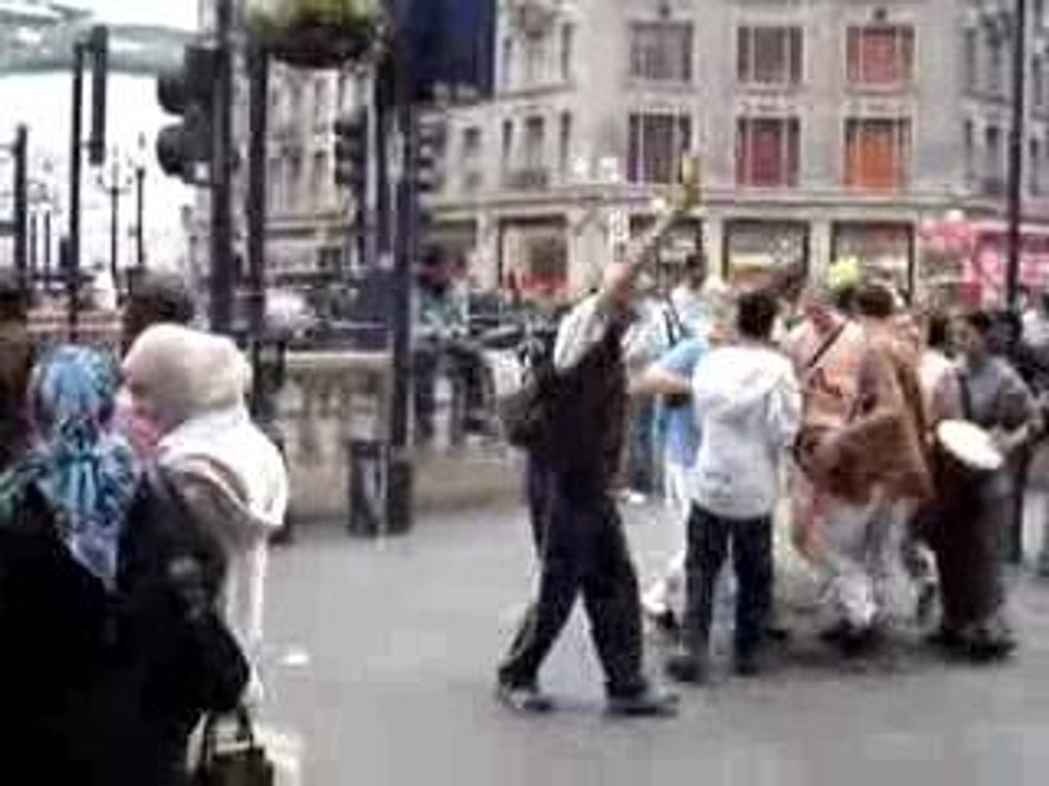 Dance in Piccadilly