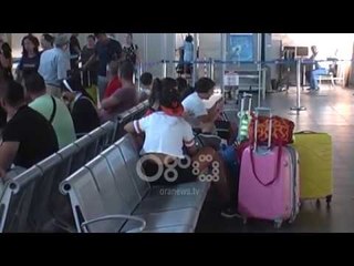 Ora News - Piku i fluksit të emigrantëve që vijnë në Shqipëri për pushime