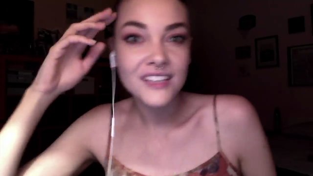 Ruinée, une ex Miss météo lance une cagnotte en ligne pour l'aider à rembourser ses dettes