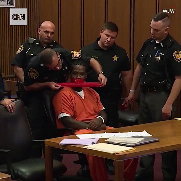 Un juge américain de l'Ohio fait bâillonner un accusé qu'il juge trop bruyant