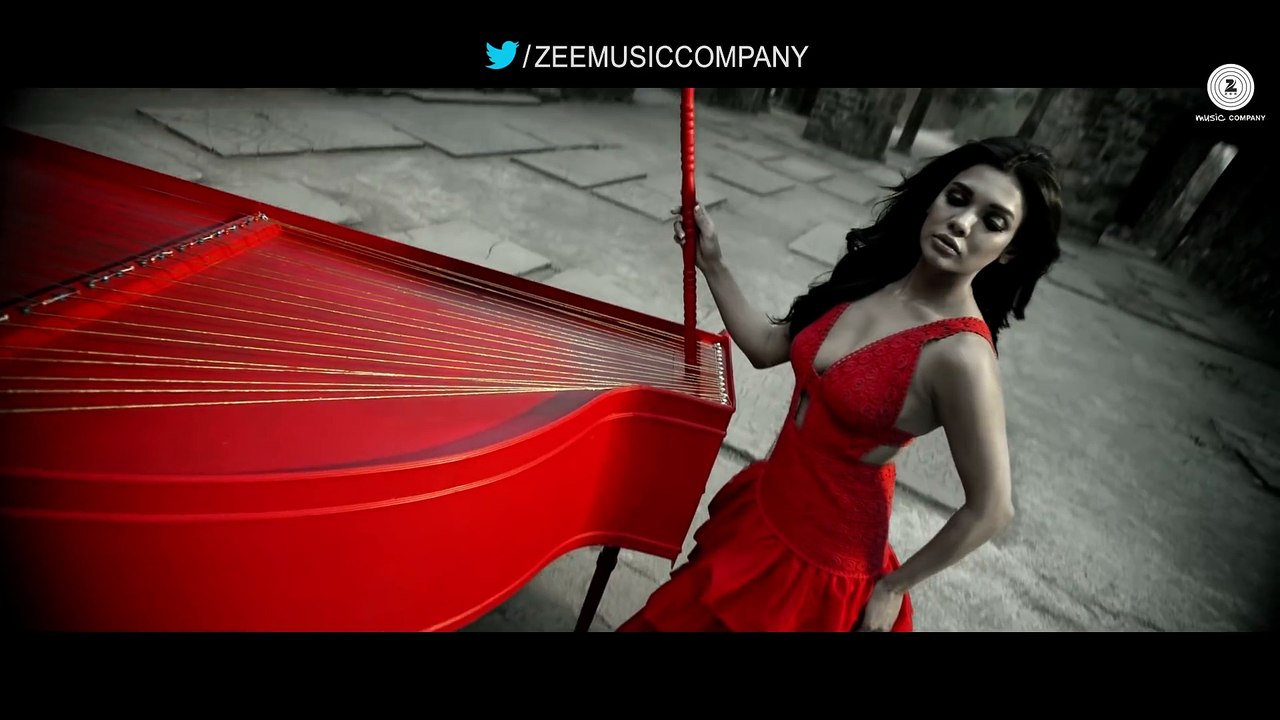 Dhai_Akhar_-_Ishq_Click___Sara_Loren,_Adhyayan_Suman___Sanskriti_Jain___Mohammed