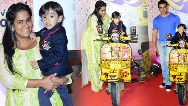 Salman Khan's nephew Ahil Sharma's CUTE ENTRY with Arpita Sharma at Loveratri Launch | FilmiBeat