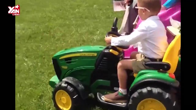 Cười mệt người với những pha hài hước không đỡ nổi của những phù dâu nhí