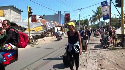 Indonésia retira turistas após terremoto