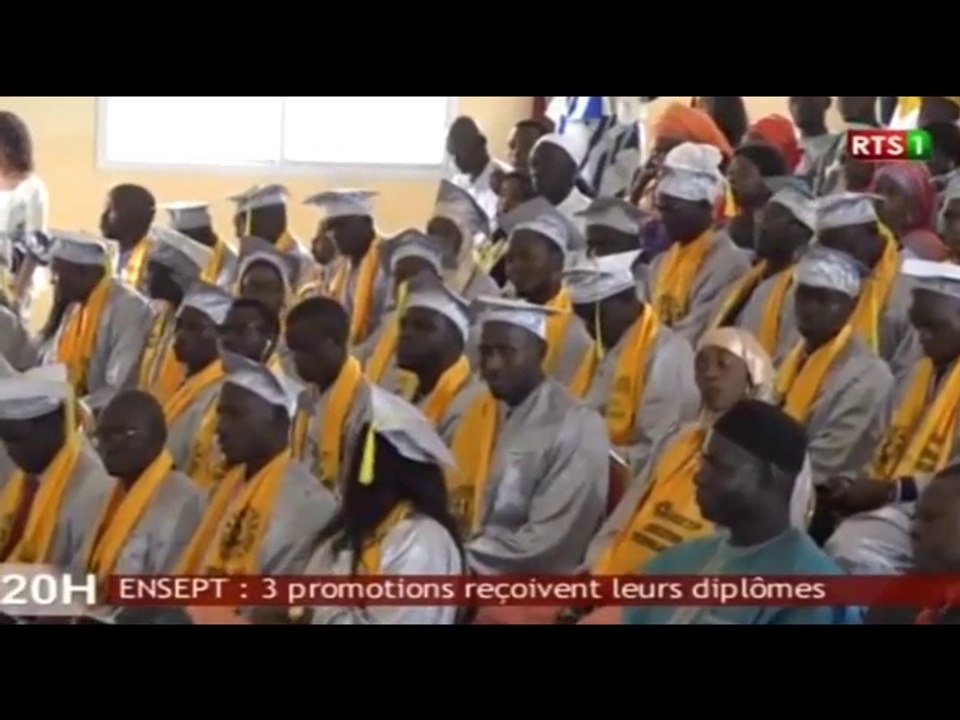 ENSEPT : 3 promotions reçoivent leurs diplômes