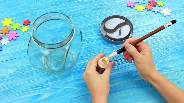 9 IDÉES DE MAQUILLAGE ÉTRANGES MAQUILLAGES GÉANTS ET MINIATURES